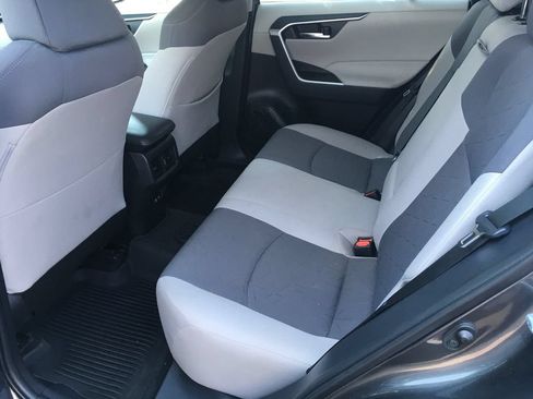 Used 2021 Toyota RAV4 XLE w/ Convenience Package AWD/4WD image 26