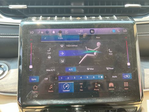 Used 2021 Jeep Grand Cherokee L Limited image 30