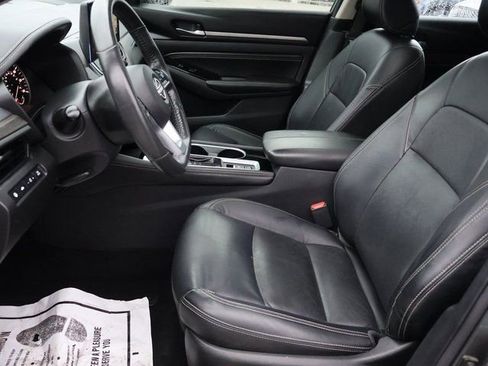 Used 2023 Nissan Altima 2.5 SL image 42