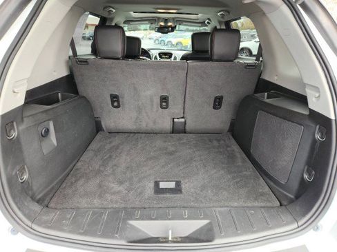 Used 2017 GMC Terrain SLT w/ Open Road Package image 8