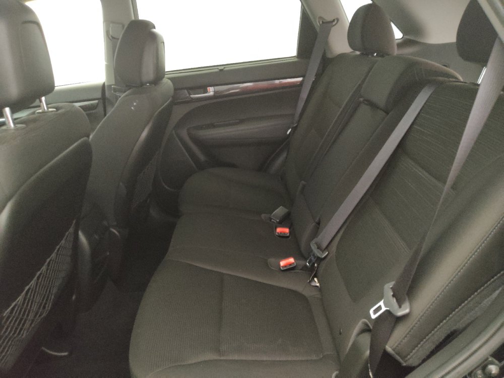 Used 2014 Kia Sorento LX AWD/4WD image 18