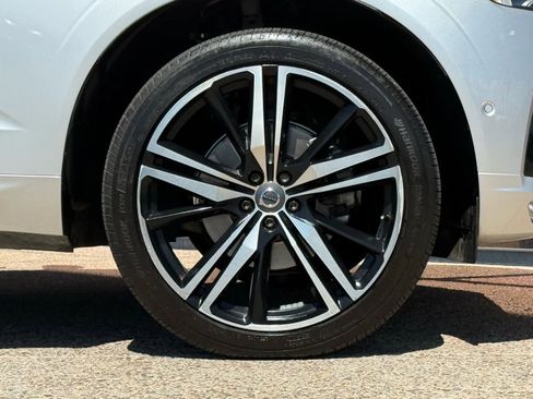 Used 2019 Volvo XC60 T5 R-Design w/ Protection Package image 27