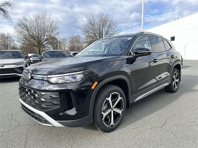 New 2026 Volkswagen Tiguan SE