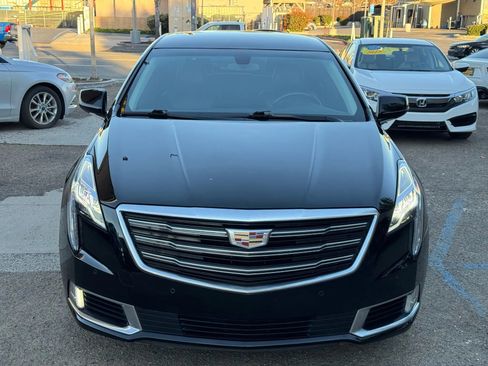 Used 2018 Cadillac XTS Luxury image 3