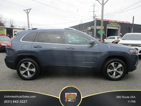 Used 2020 Jeep Cherokee Limited AWD/4WD image 4
