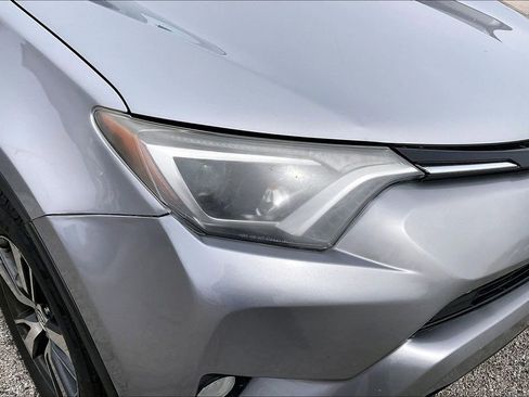 Used 2017 Toyota RAV4 XLE w/ Plus Extra Value Package AWD/4WD image 30