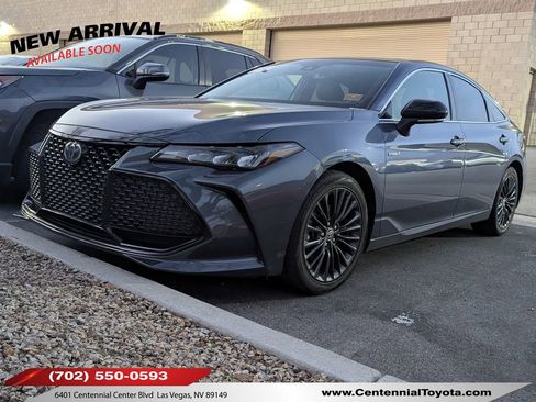 Used 2020 Toyota Avalon XSE image 1