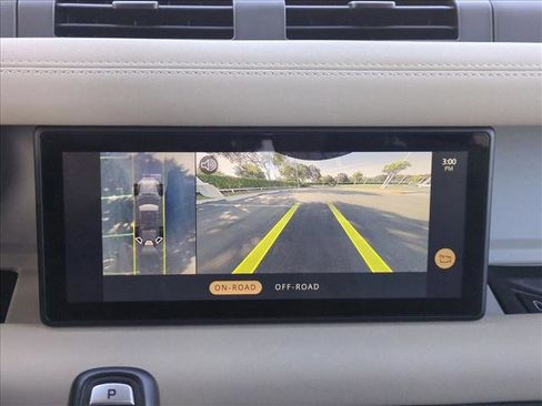 Used 2022 Land Rover Defender 110 S image 14