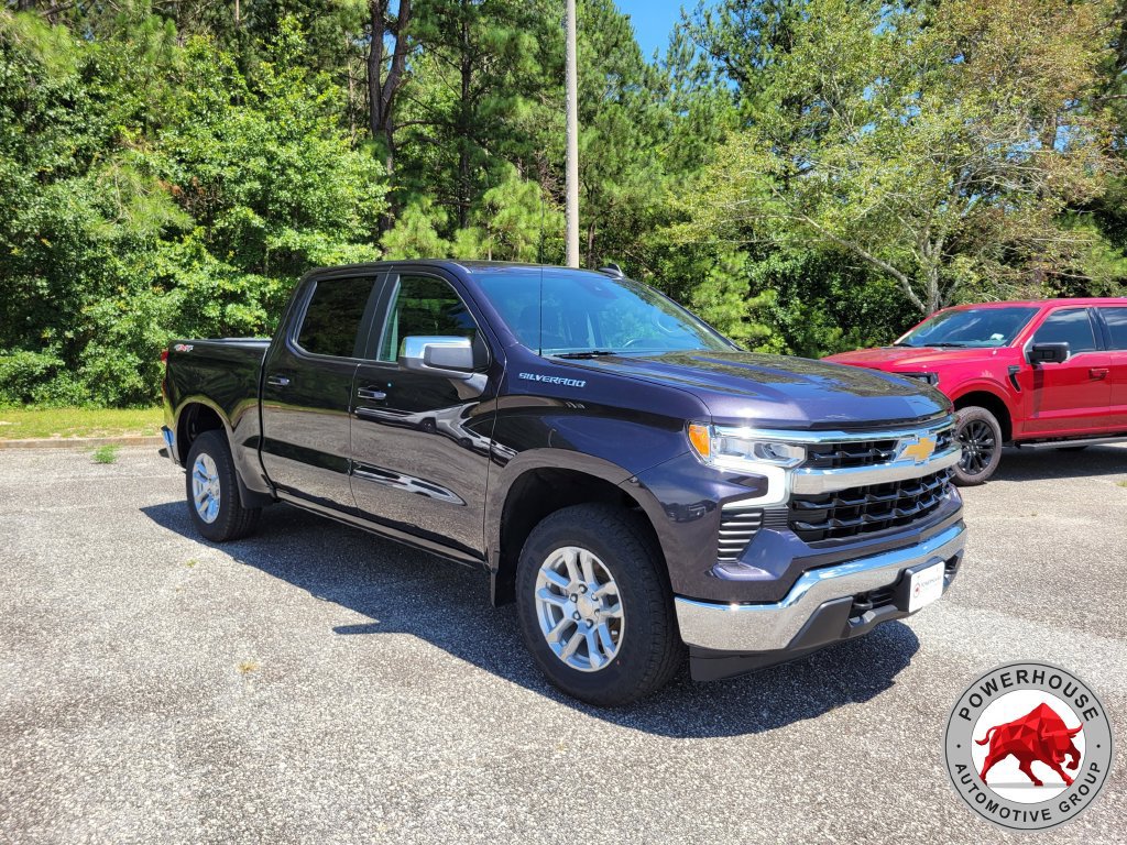 Used 2022 Chevrolet Silverado 1500 LT AWD/4WD image 9