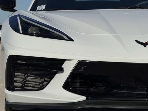 Used 2025 Chevrolet Corvette Stingray Preferred Conv w/ Z51 Performance Package RWD image 8