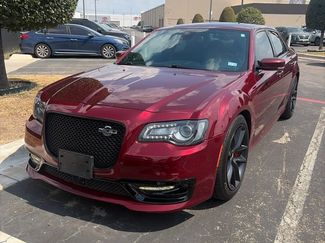 Used 2023 Chrysler 300 C RWD video 1