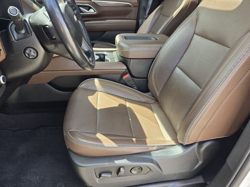Used 2023 Chevrolet Tahoe High Country AWD/4WD image 35