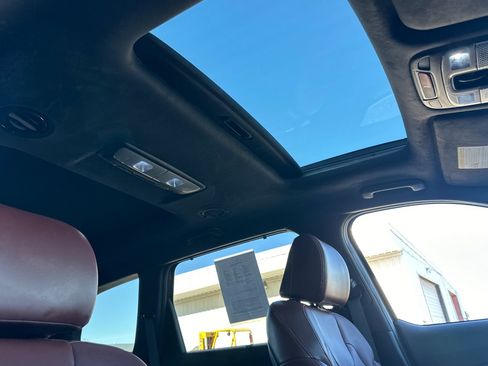 Used 2024 Kia Telluride SX Prestige AWD/4WD image 19