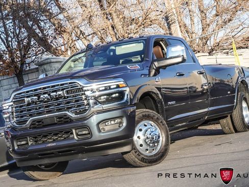 Used 2025 RAM 3500 Longhorn image 24