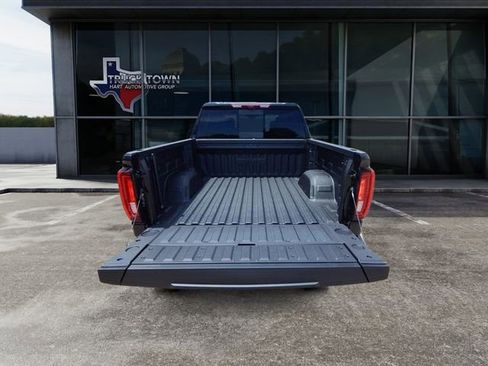 New 2025 GMC Sierra 1500 Denali w/ Technology Package AWD/4WD image 5