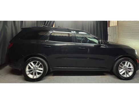 Used 2024 Dodge Durango GT RWD image 4