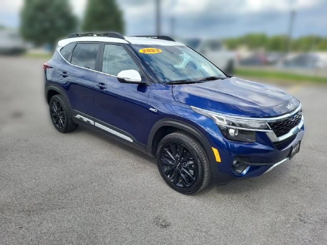 Certified 2023 Kia Seltos Nightfall Edition AWD/4WD image 9