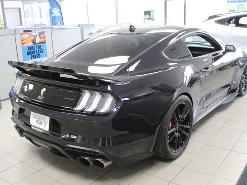 Used 2022 Ford Mustang Shelby GT500 w/ Technology Package RWD image 5