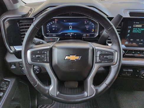 Used 2025 Chevrolet Silverado 1500 LT w/ Safety Package AWD/4WD image 14
