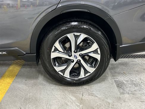 Certified 2020 Subaru Outback Limited image 11