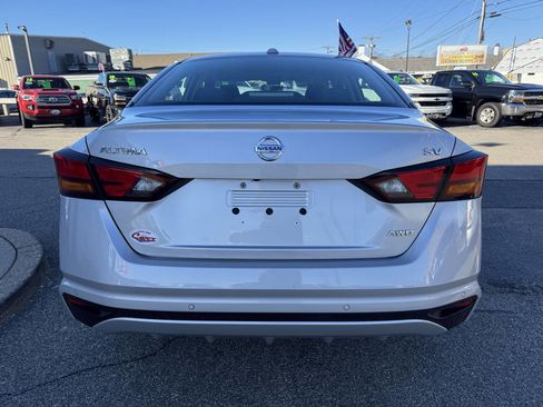 Used 2022 Nissan Altima 2.5 SV image 8
