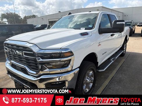 Used 2026 RAM 2500 Big Horn AWD/4WD image 1