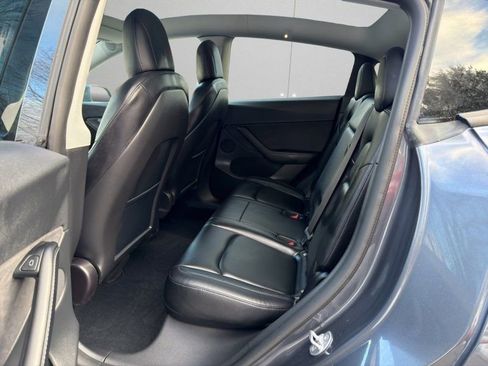 Used 2021 Tesla Model Y Performance image 10