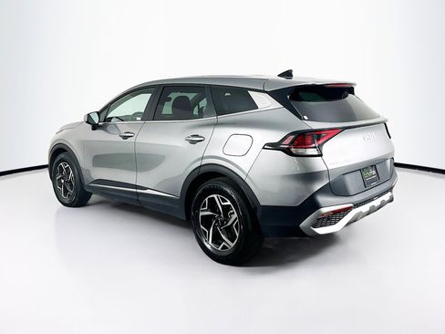 Used 2024 Kia Sportage LX image 5