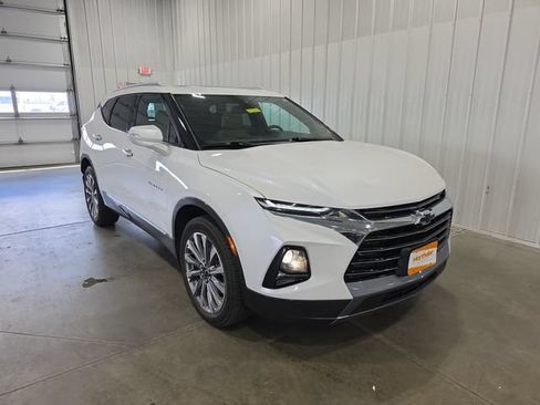 Used 2022 Chevrolet Blazer Premier w/ Enhanced Convenience Package AWD/4WD image 2