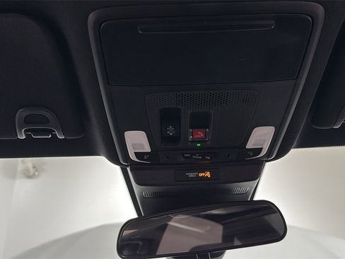 Used 2024 Honda Accord Sport image 11