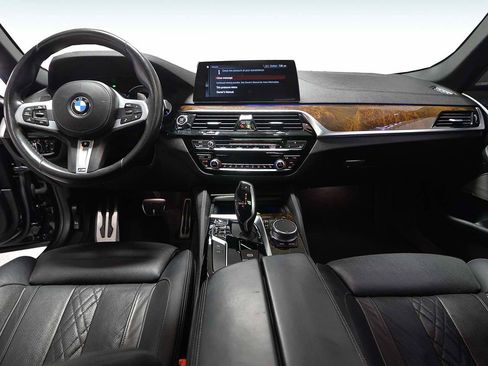 Used 2018 BMW M550i xDrive AWD/4WD image 13