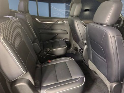Used 2024 GMC Acadia Denali w/ Super Cruise Package AWD/4WD image 18