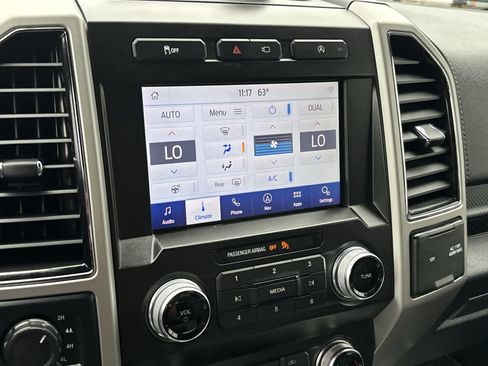 Used 2020 Ford F150 Lariat w/ Equipment Group 502A Luxury AWD/4WD image 19