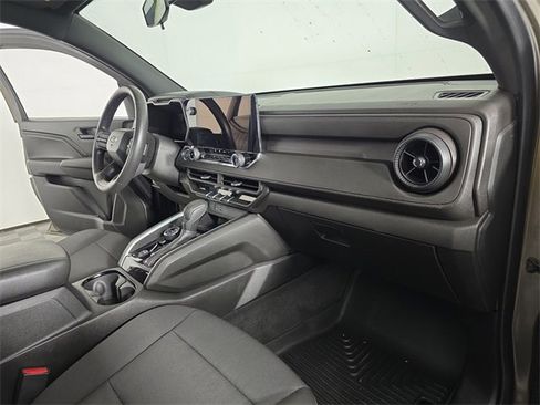 Used 2023 Chevrolet Colorado Trail Boss w/ Technology Package image 20