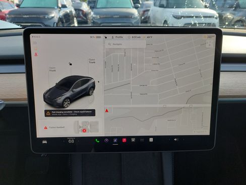 Used 2023 Tesla Model Y Long Range image 30