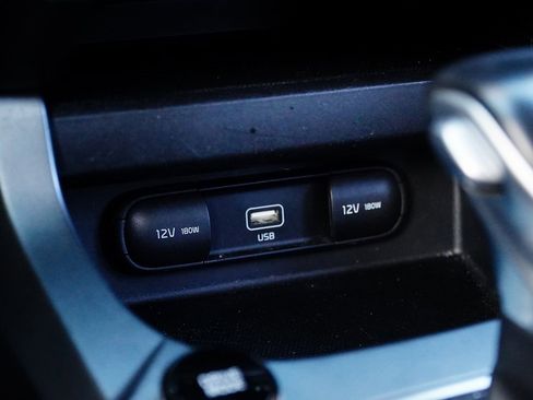 Used 2021 Kia Seltos S image 15