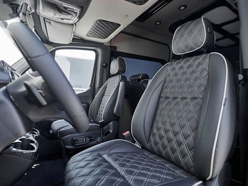 Used 2024 Mercedes-Benz Sprinter 3500 w/ Parking Package image 38