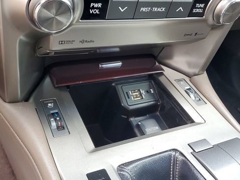 Used 2019 Lexus GX 460 Premium AWD/4WD image 23
