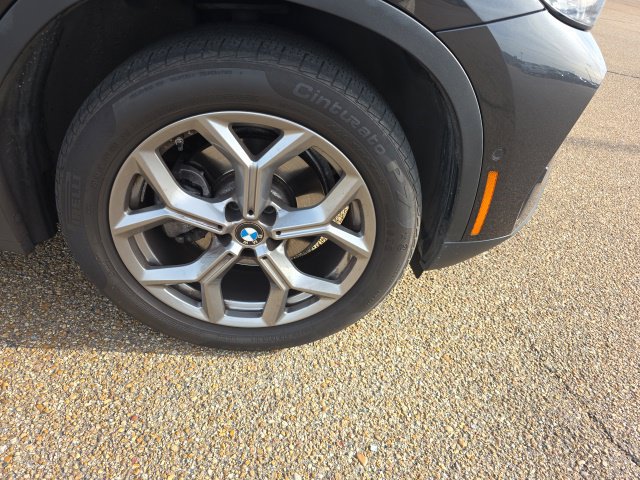 Used 2024 BMW X3 sDrive30i w/ Convenience Package RWD image 4