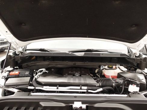 Used 2023 Chevrolet Silverado 1500 Custom image 53