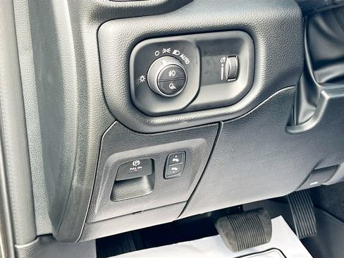 New 2026 RAM 1500 Big Horn w/ Night Edition AWD/4WD image 10