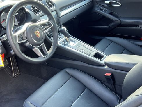 Certified 2025 Porsche 718 Cayman S image 4