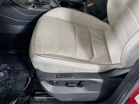 Used 2018 Volkswagen Tiguan SEL Premium w/ 3rd Row Seat Package AWD/4WD image 19