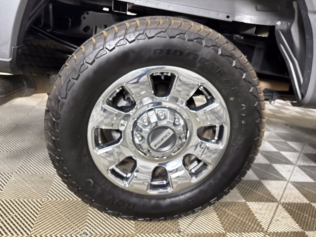 Used 2025 Ford F250 Lariat w/ Chrome Package AWD/4WD image 30