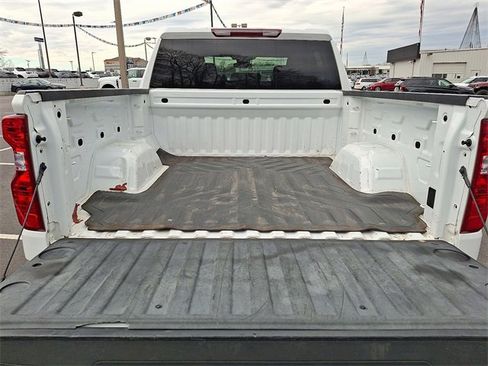 Used 2022 Chevrolet Silverado 1500 W/T w/ WT Value Package image 28