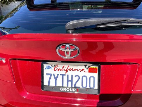 Used 2018 Toyota C-HR XLE image 30