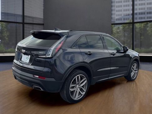 Used 2023 Cadillac XT4 Sport FWD image 5