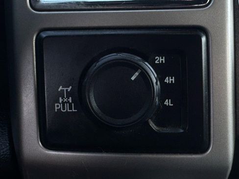 Used 2017 Ford F250 Lariat w/ Lariat Ultimate Package image 39