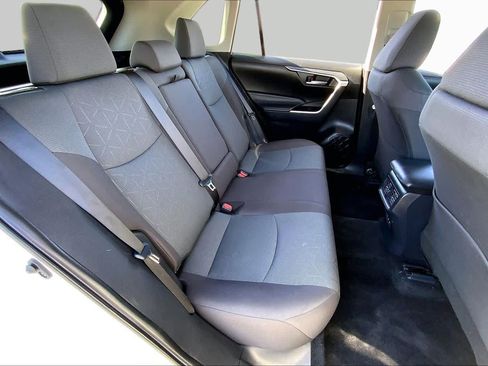 Certified 2025 Toyota RAV4 XLE FWD image 19