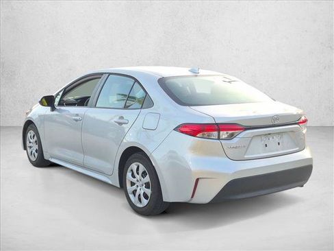 Used 2023 Toyota Corolla LE FWD image 7